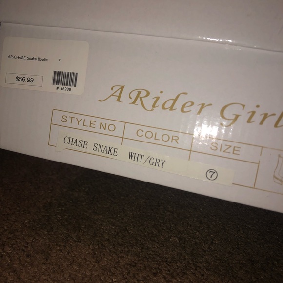 Booties - Picture 3 of 3